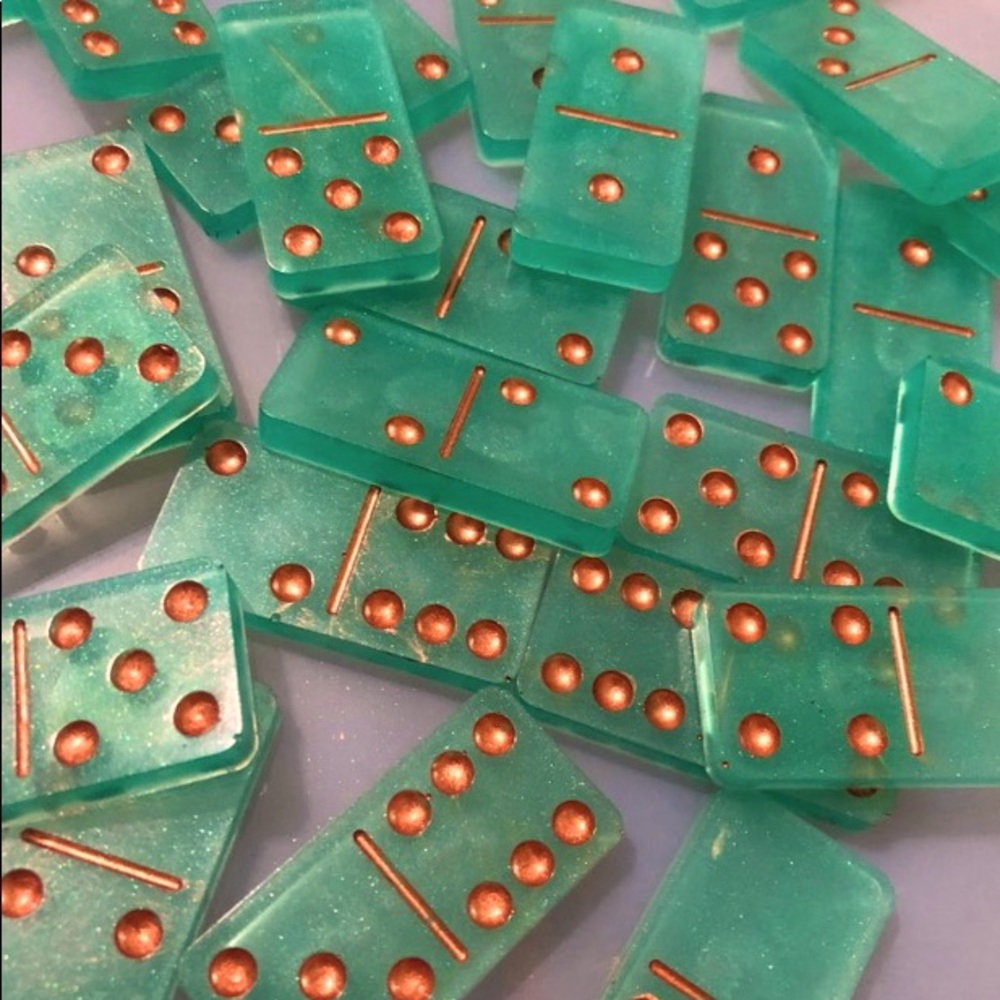 Custom dominoes set